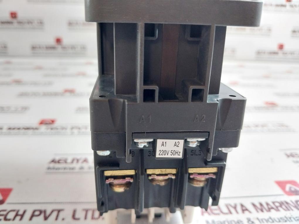 Hyundai Electric Hgc 50 Magnetic Contactor 70A 220V 50Hz