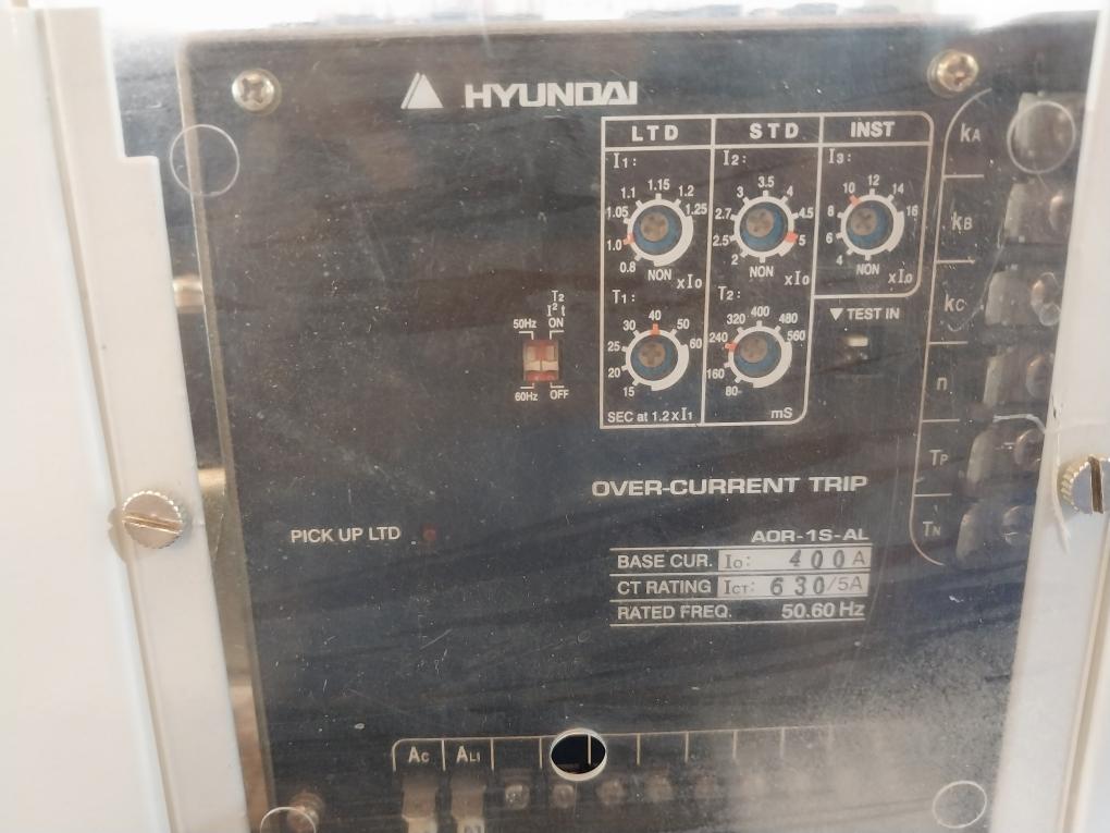 Hyundai Hat 12 3 Pole Air Circuit Breaker 660V Ac 50/60 Hz 400 A