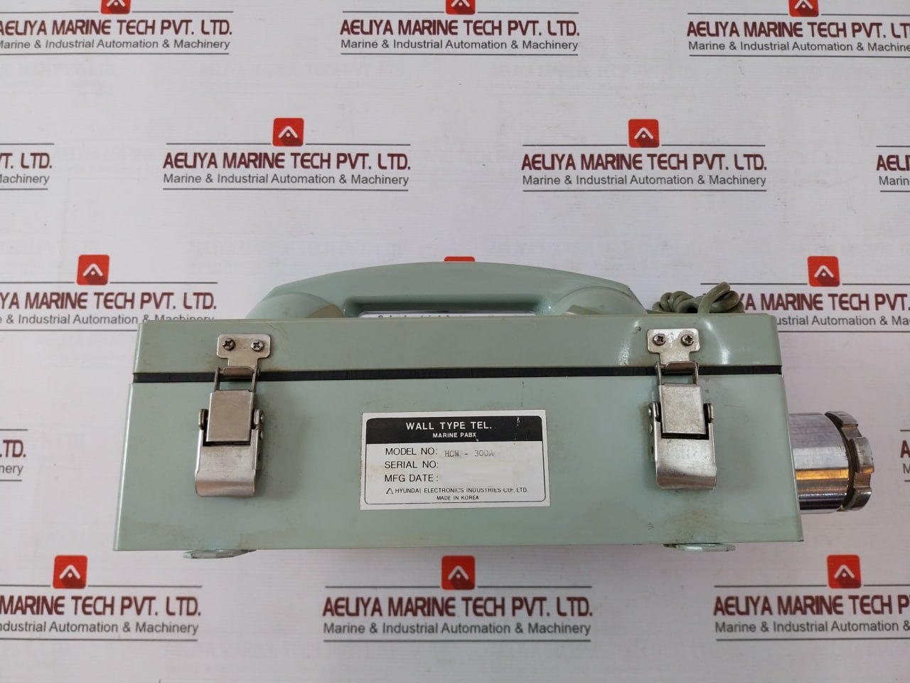 Hyundai Hcw-300A Wall-mounted Marine Wall Type Telephone Pabx In4002 Rev B