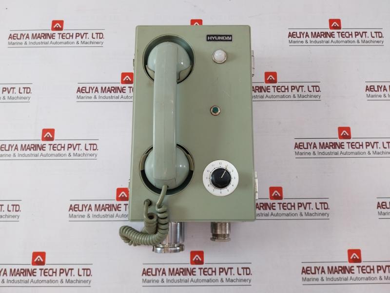 Hyundai Hcw-300A Wall-mounted Marine Wall Type Telephone Pabx In4002 Rev B