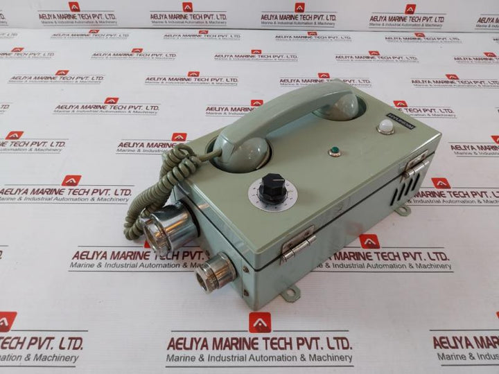 Hyundai Hcw-300A Wall-mounted Marine Wall Type Telephone Pabx In4002 Rev B