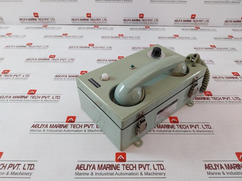 Hyundai Hcw-300A Wall-mounted Marine Wall Type Telephone Pabx In4002 Rev B