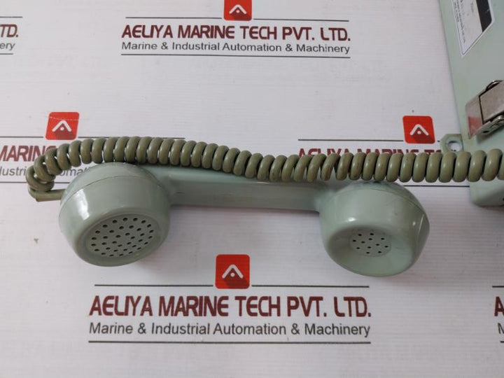 Hyundai Hcw-300A Wall-mounted Marine Wall Type Telephone Pabx In4002 Rev B