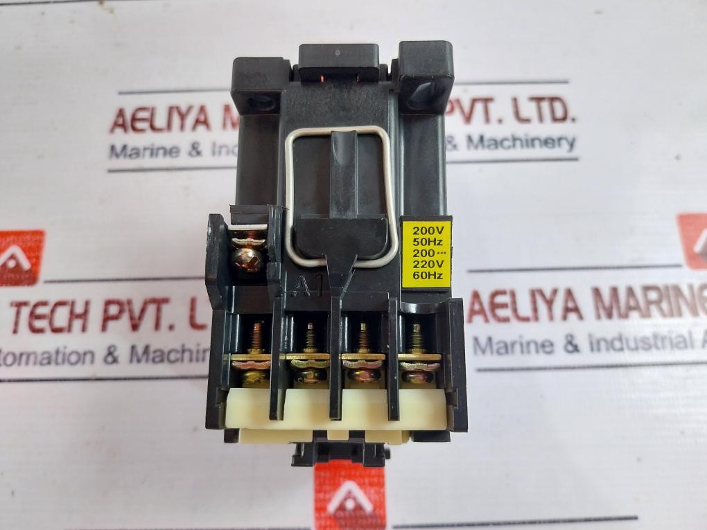Hyundai Heavy Industries Hmx 22 Auxiliary Control Relay 200…220V 50Hz 60Hz