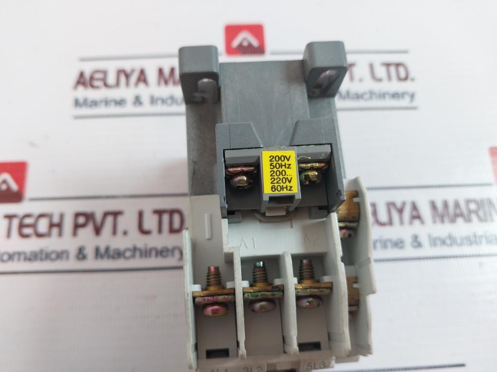 Hyundai HG02001-1004A Magnetic Contactor HIMC 22 50/60Hz