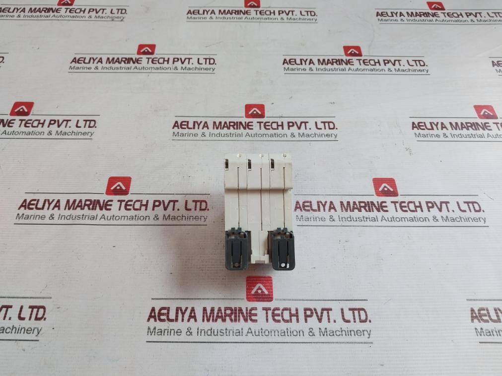 Hyundai Hgd 63N Miniature Circuit Breaker 6000/3 C32 415V- 50/60Hz Iec/En60898-1