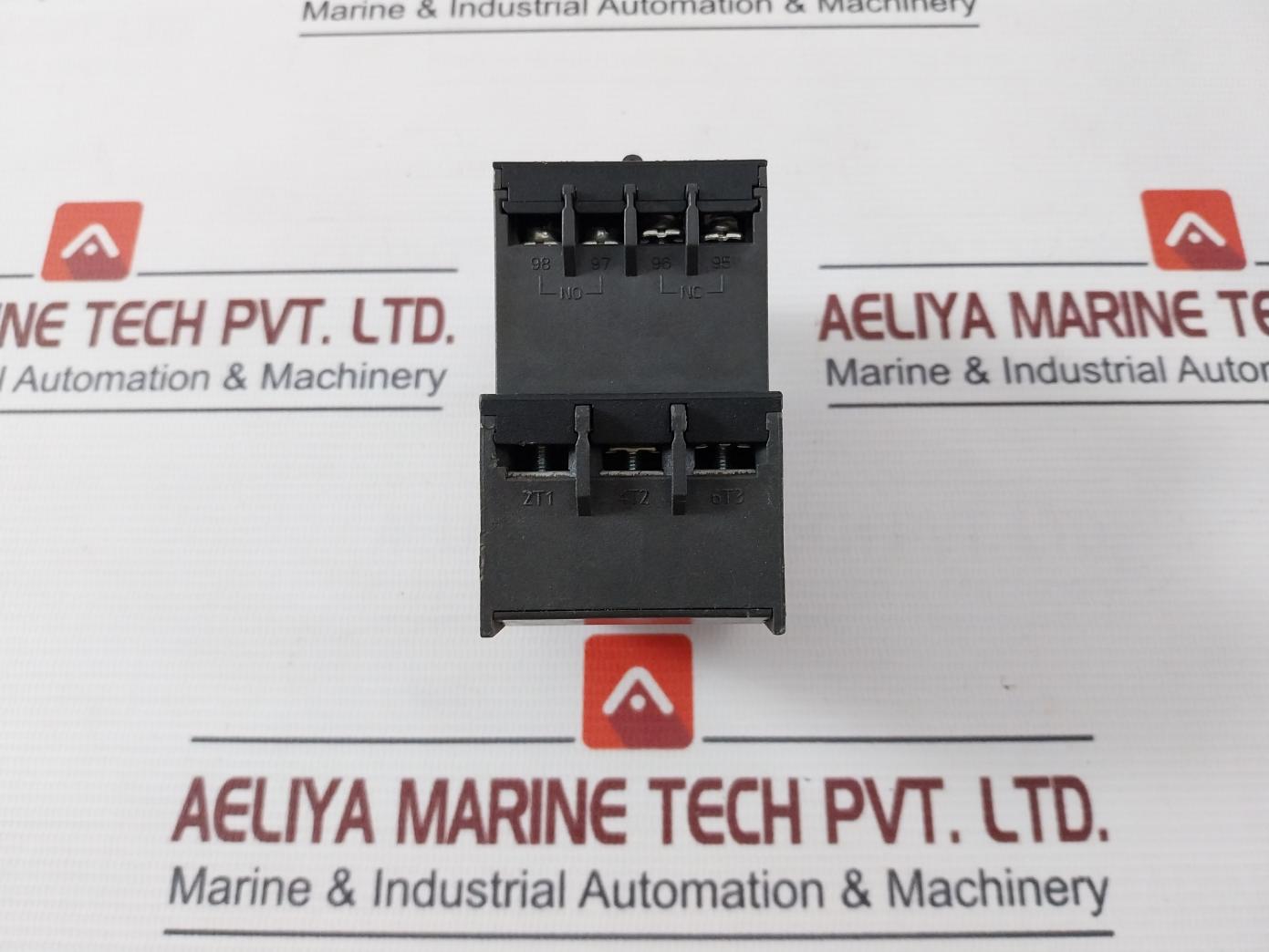 Hyundai Hgt 18 Thermal Overload Relay 5A/600Vac 750V 6Kv 1Ka/3Ka At 600V 8Kgf-cm