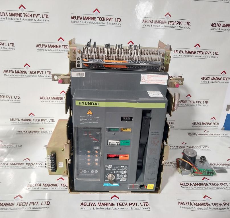 Hyundai Hian 08 Air Circuit Breaker 3 Pole 800A 1000V