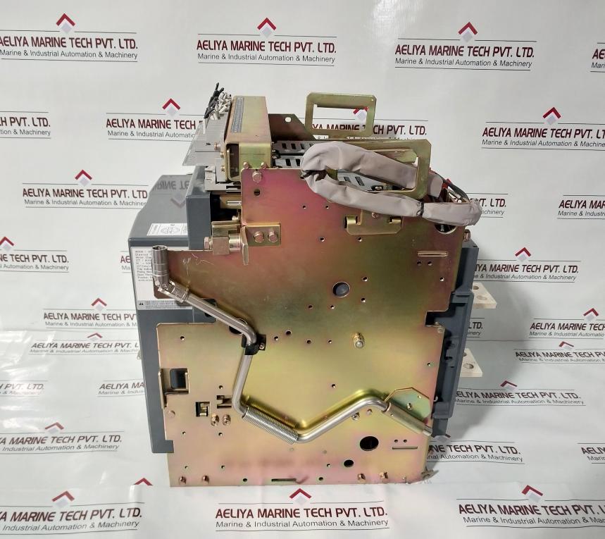 Hyundai Hian 08 Air Circuit Breaker 3 Pole 800A 1000V