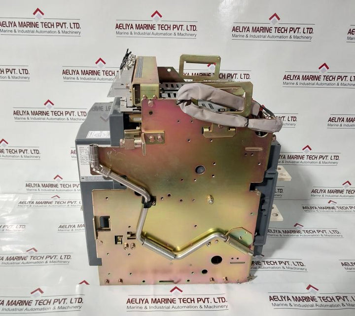 Hyundai Hian 08 Air Circuit Breaker 3 Pole 800A 1000V