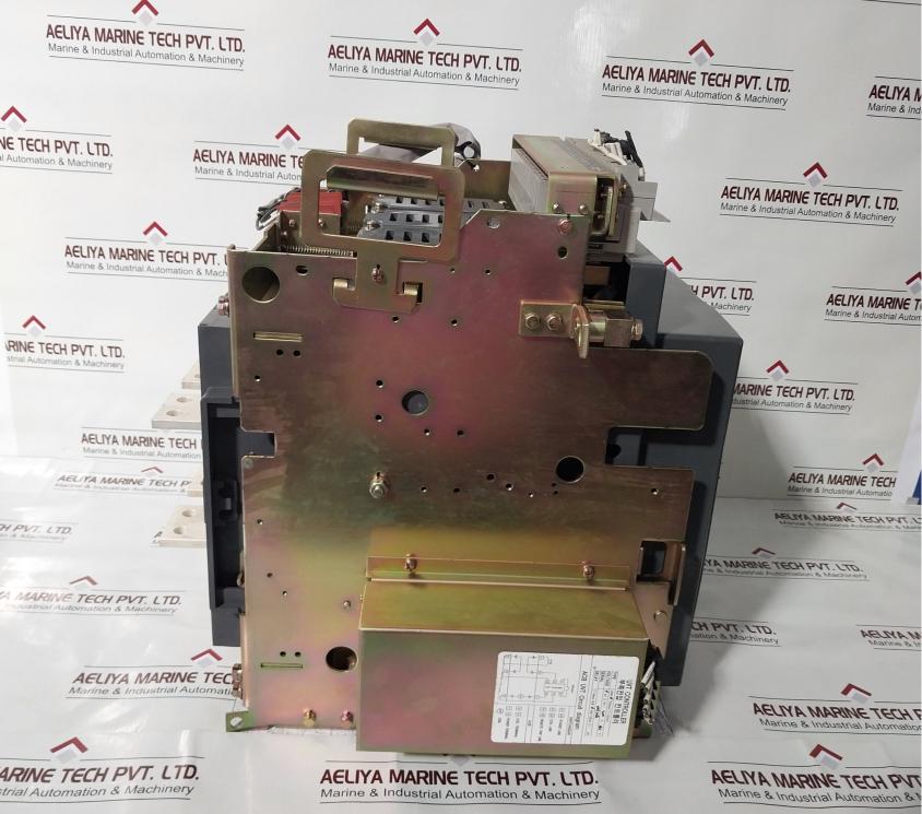 Hyundai Hian 08 Air Circuit Breaker 3 Pole 800A 1000V