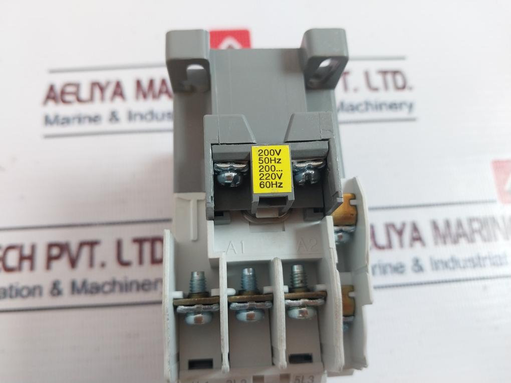 Hyundai Himc 12 Magnetic Contactor 20A 200V 50Hz