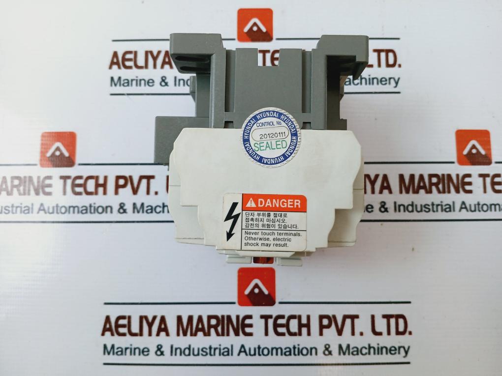 Hyundai Himc 32 Magnetic Contactor 50A 750V/1000V~ 6Kv~