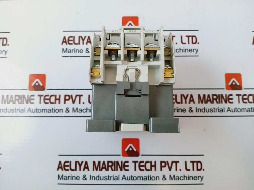 Hyundai Himc 32 Magnetic Contactor 50A 750V/1000V~ 6Kv~