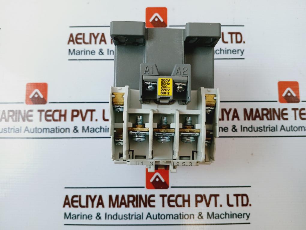 Hyundai Himc 32 Magnetic Contactor 50A 750V/1000V~ 6Kv~