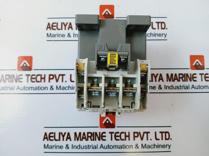 Hyundai Himc 32 Magnetic Contactor 50A 750V/1000V~ 6Kv~