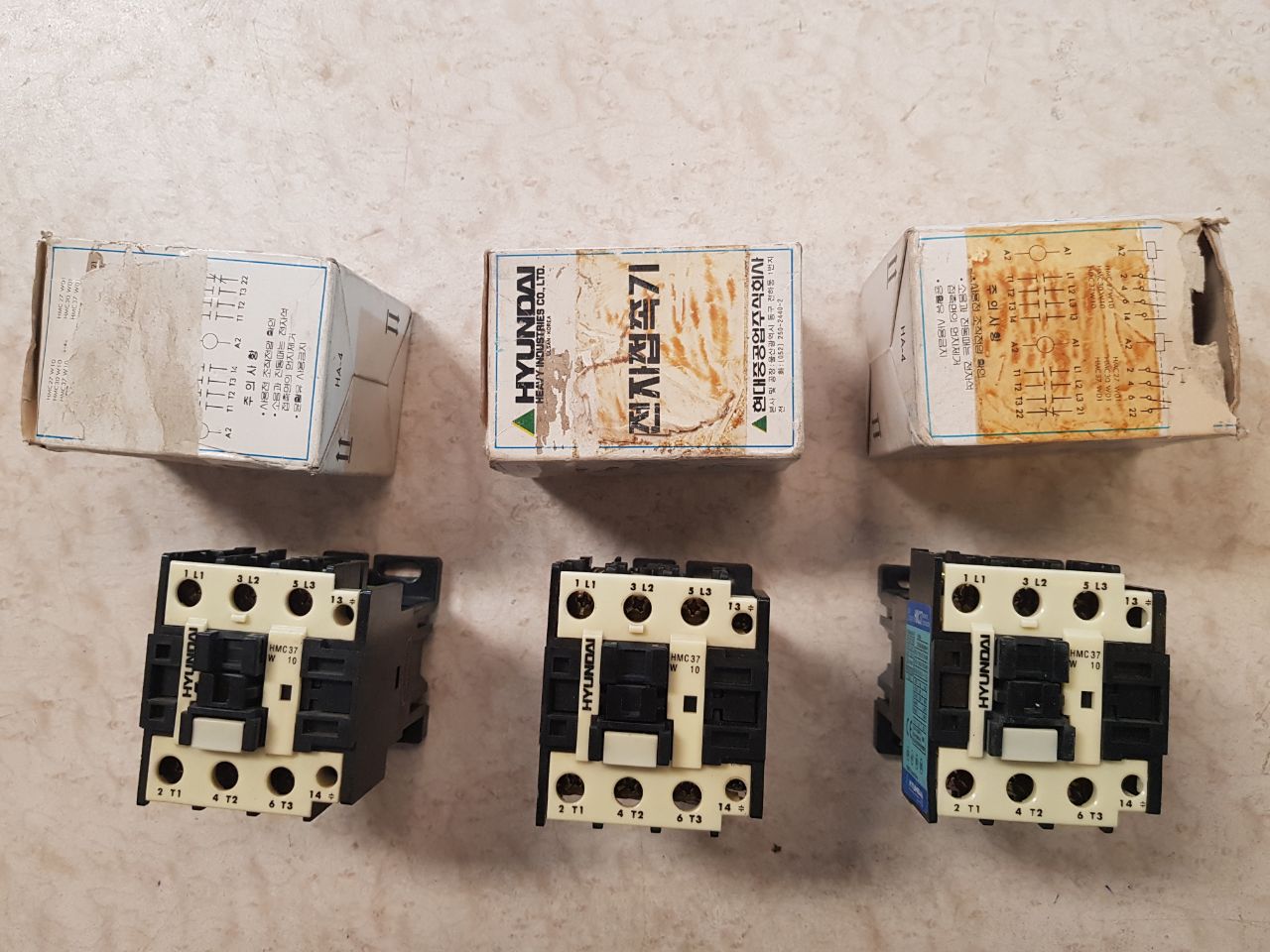 Hyundai Hmc 37 W10 Magnetic Contactor 110V 60Hz