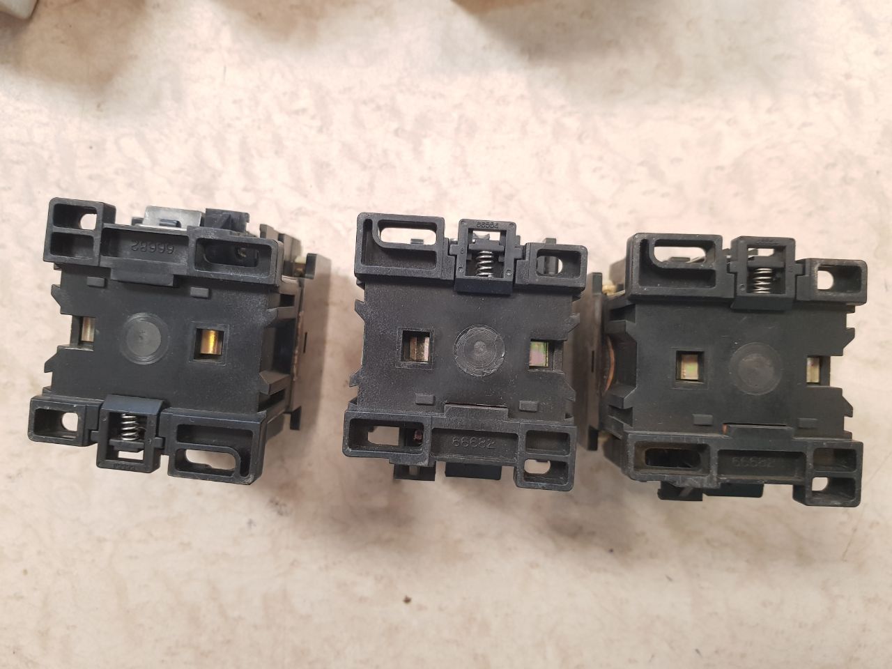 Hyundai Hmc 37 W10 Magnetic Contactor 110V 60Hz