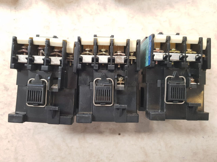 Hyundai Hmc 37 W10 Magnetic Contactor 110V 60Hz - Aeliya Marine Tech