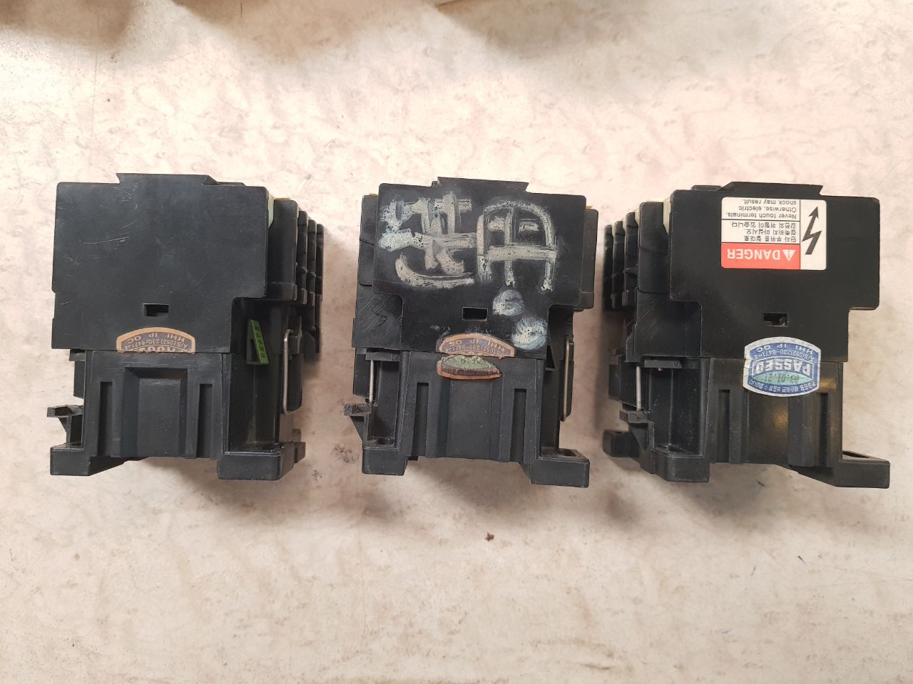 Hyundai Hmc 37 W10 Magnetic Contactor 110V 60Hz - Aeliya Marine Tech
