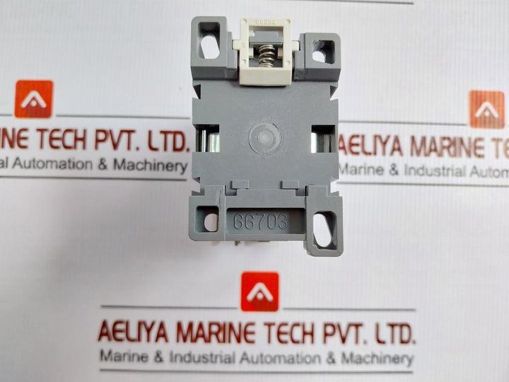 Hyundai Control Relay 750V Hmt 22
