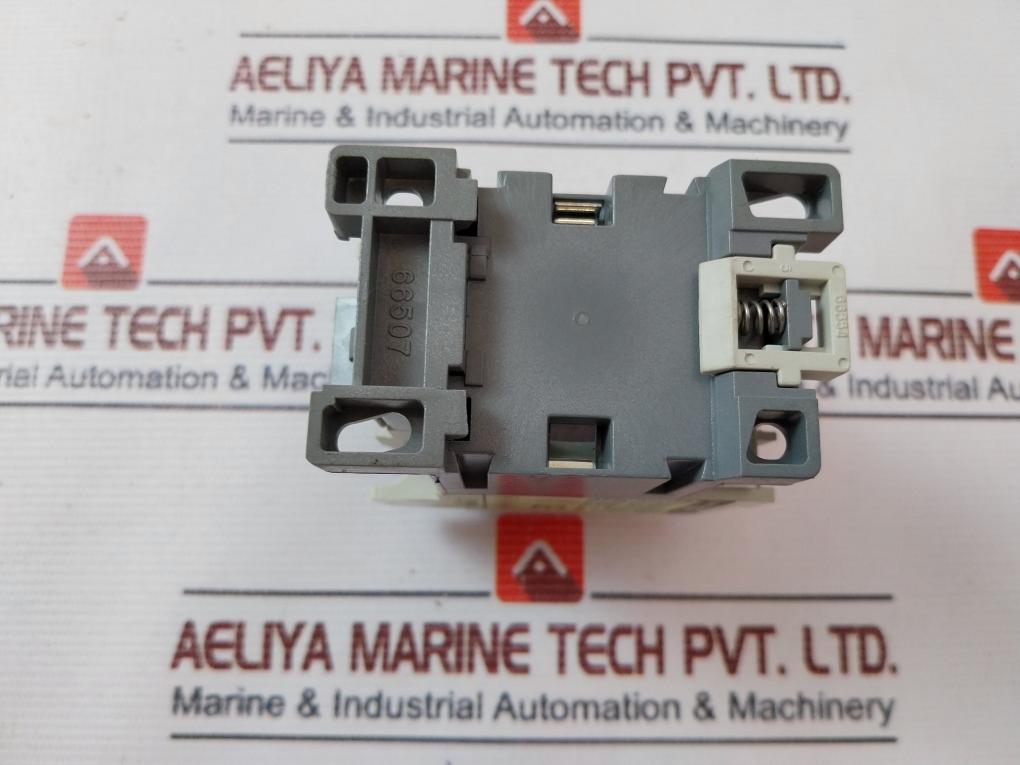 Hyundai Hmx 22 Control Relay 20a 200v 50hz