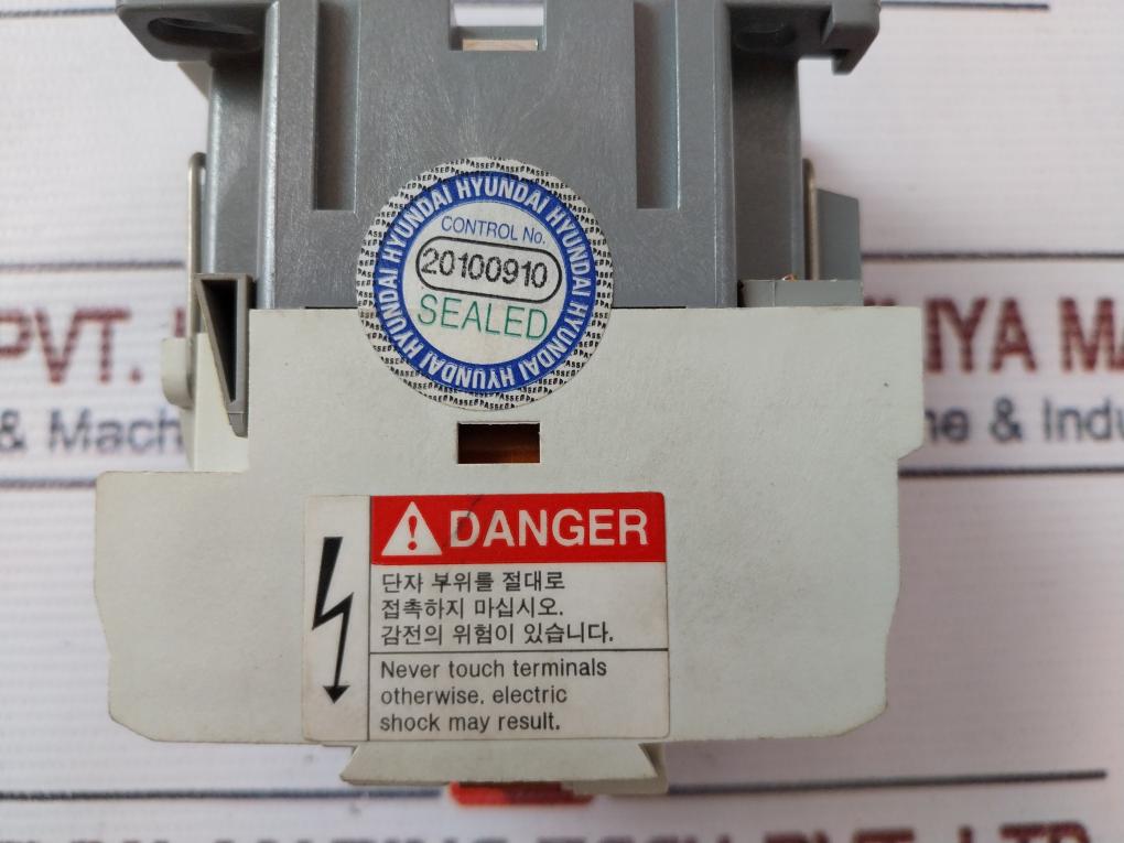 Hyundai Hmx 22 Control Relay 20a 200v 50hz