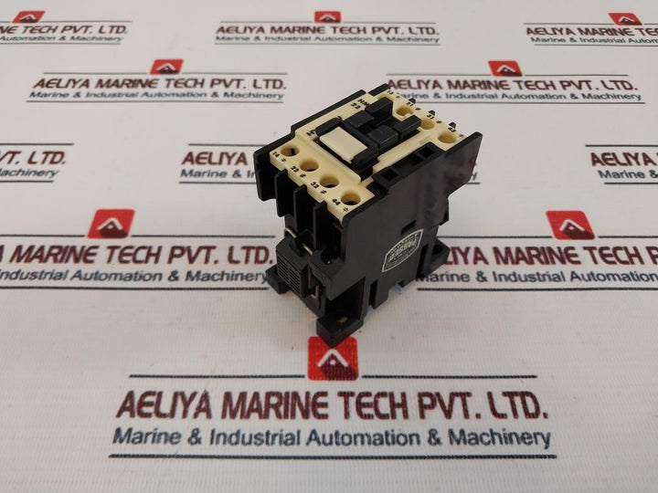 Hyundai Hmx 22 Control Relay 20A 660V~
