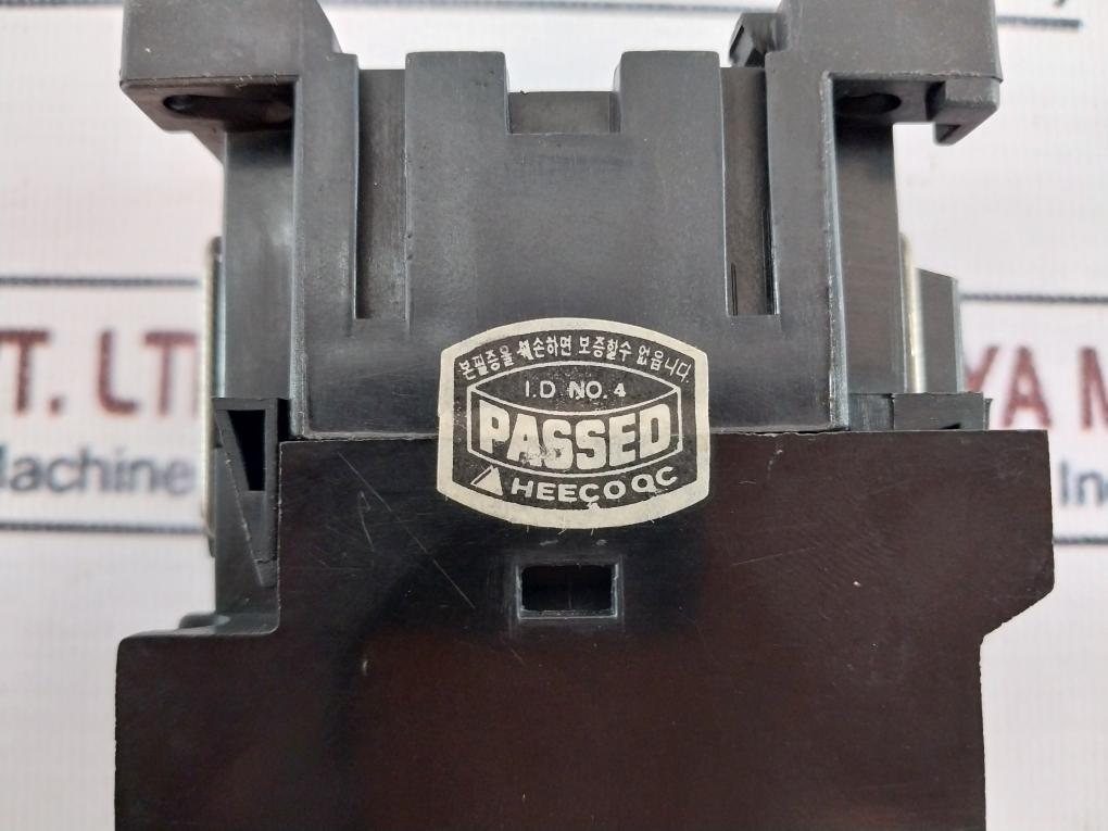 Hyundai Hmx 22 Control Relay 20A 660V~