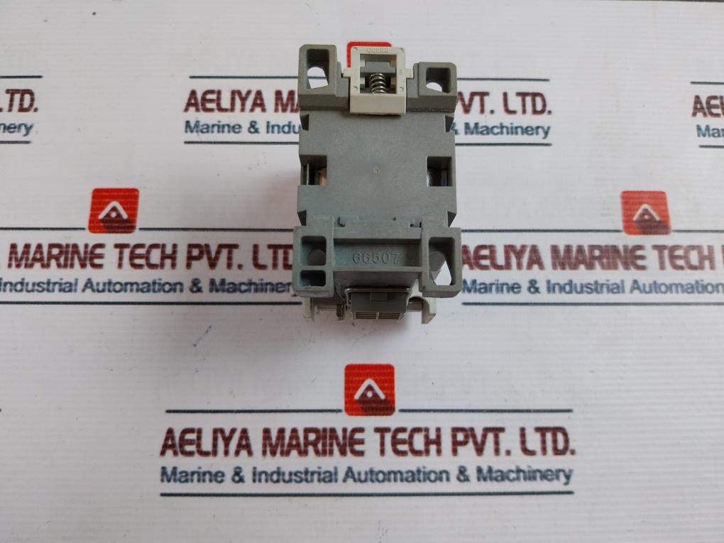 Hyundai Hmx 31 Auxiliary Control Relay 20A