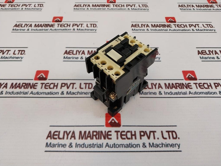 Hyundai Hmx 31 Control Relay