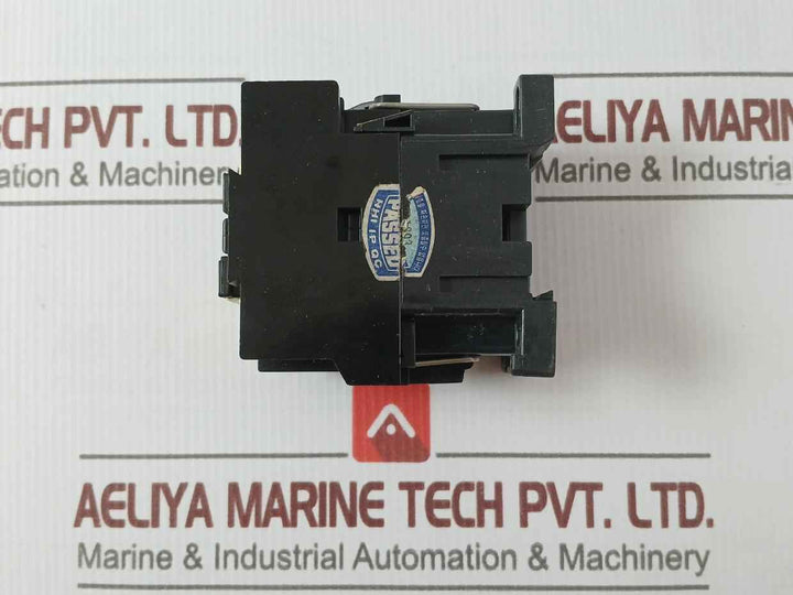 Hyundai Hmx 40 Control Relay 220A 600Vac 10Awg Max