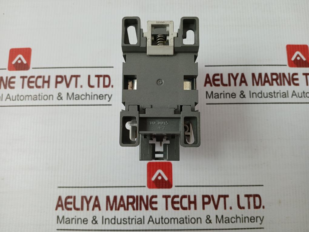Hyundai Magnetic Contactor 750V~ 200V 50Hz Himc 22