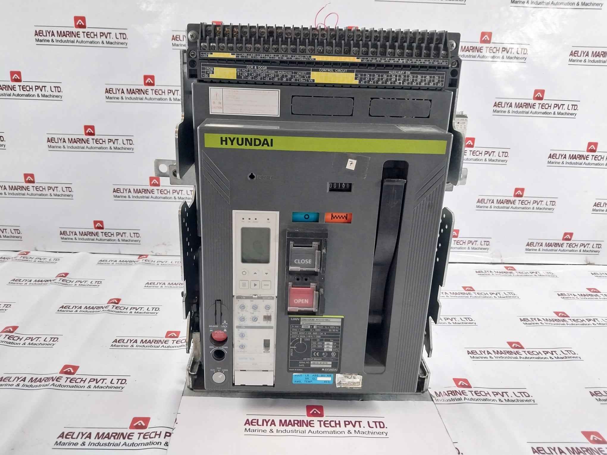 Hyundai Uan16A3B M1C1S168J 3-pole Air Circuit Breaker Afagamaqaxv4