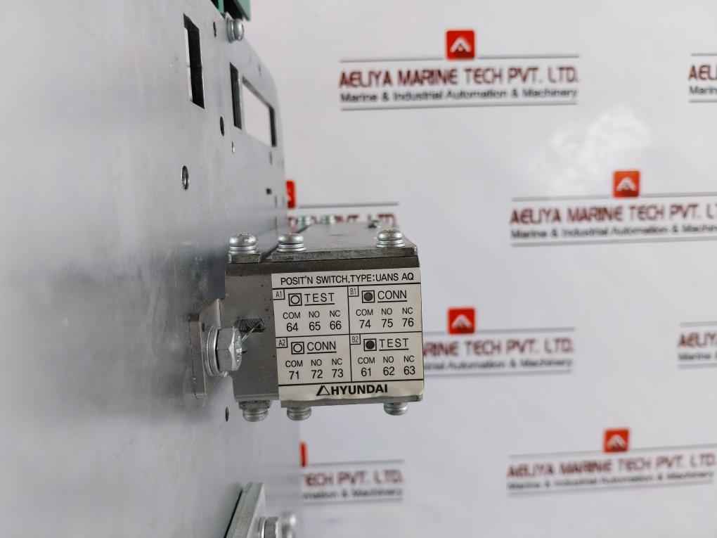 Hyundai Uan16A3B M1C1S168J Air Circuit Breaker 1000V 3-pole 50/60Hz