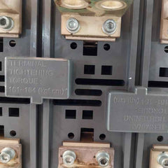 Hyundai Uan16A3B M1C1S168J Air Circuit Breaker 1000V 3-pole 50/60Hz