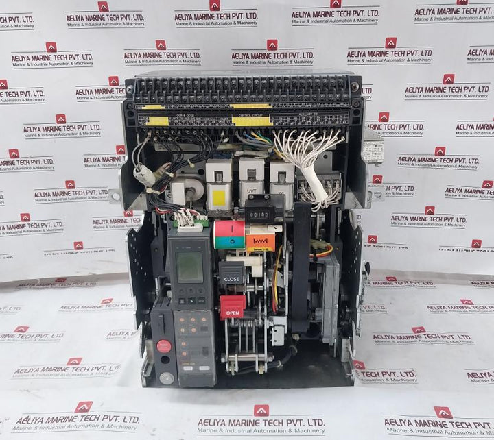 Hyundai Uan16A3B M1C1S168T 3-pole Air Circuit Breaker 12Kv 1000V 50/60Hz