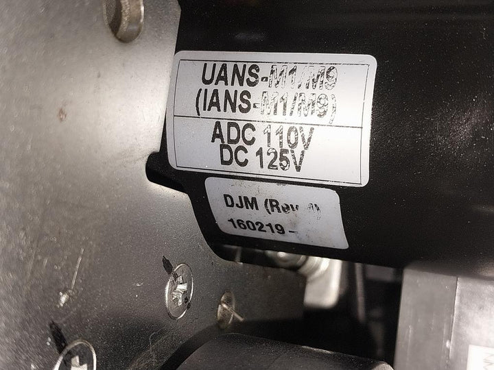Hyundai Uan16A3B M1C1S168T 3-pole Air Circuit Breaker 12Kv 1000V 50/60Hz