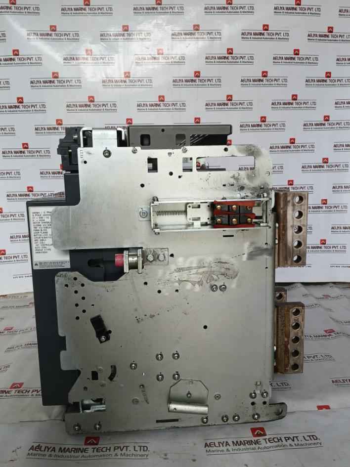 Hyundai Uan50C3C M1C1S168S Acb Air Circuit Breaker 3P 100% Icu 1000V 50/60 Hz