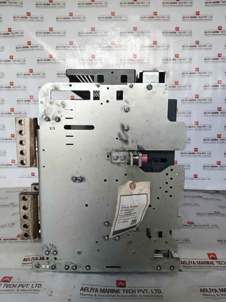 Hyundai Uan50C3C M1C1S168S Acb Air Circuit Breaker 3P 100% Icu 1000V 50/60 Hz