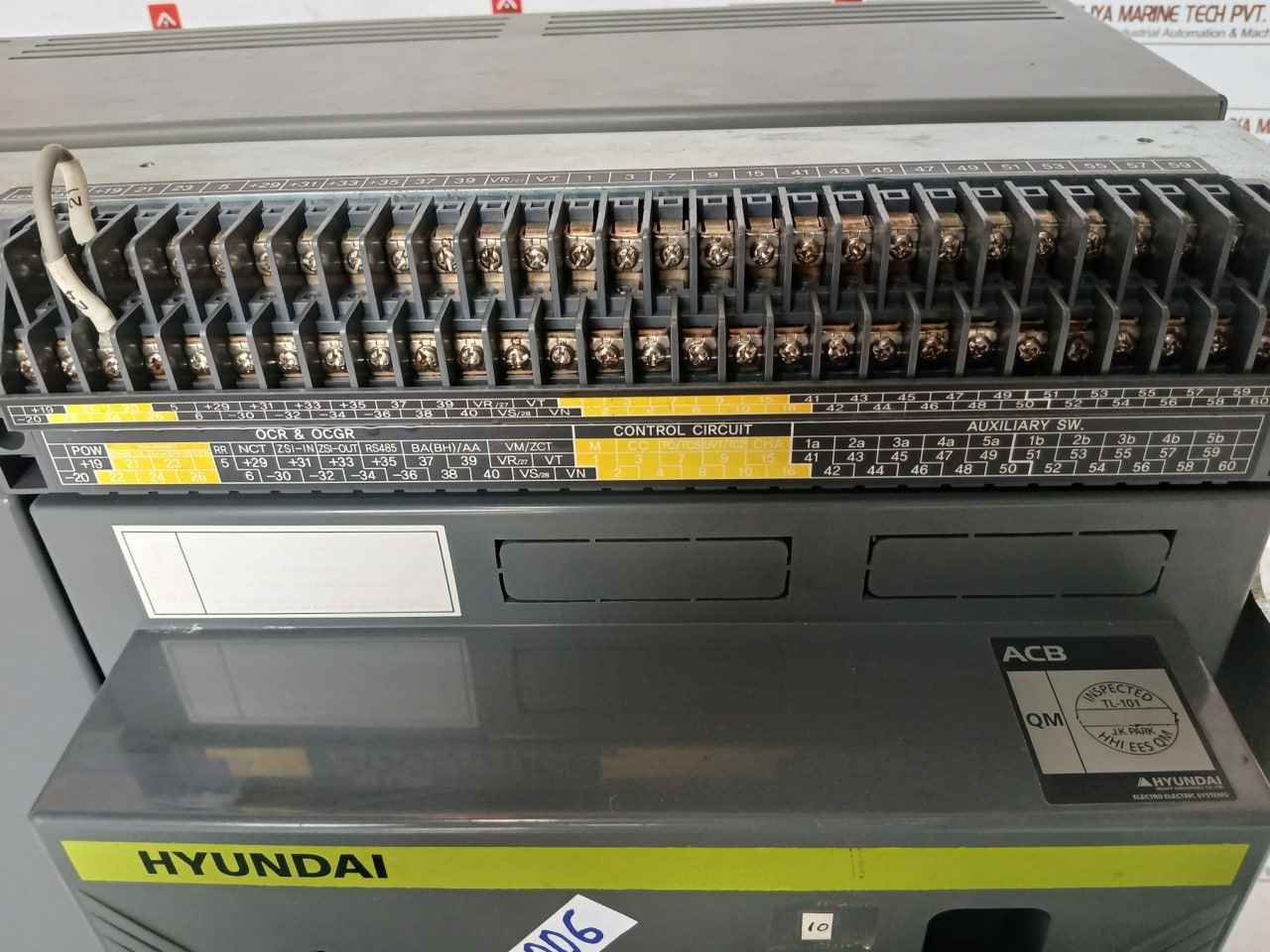 Hyundai Uan50C3C M1C1S168S Acb Air Circuit Breaker 3P 100% Icu 1000V 50/60 Hz
