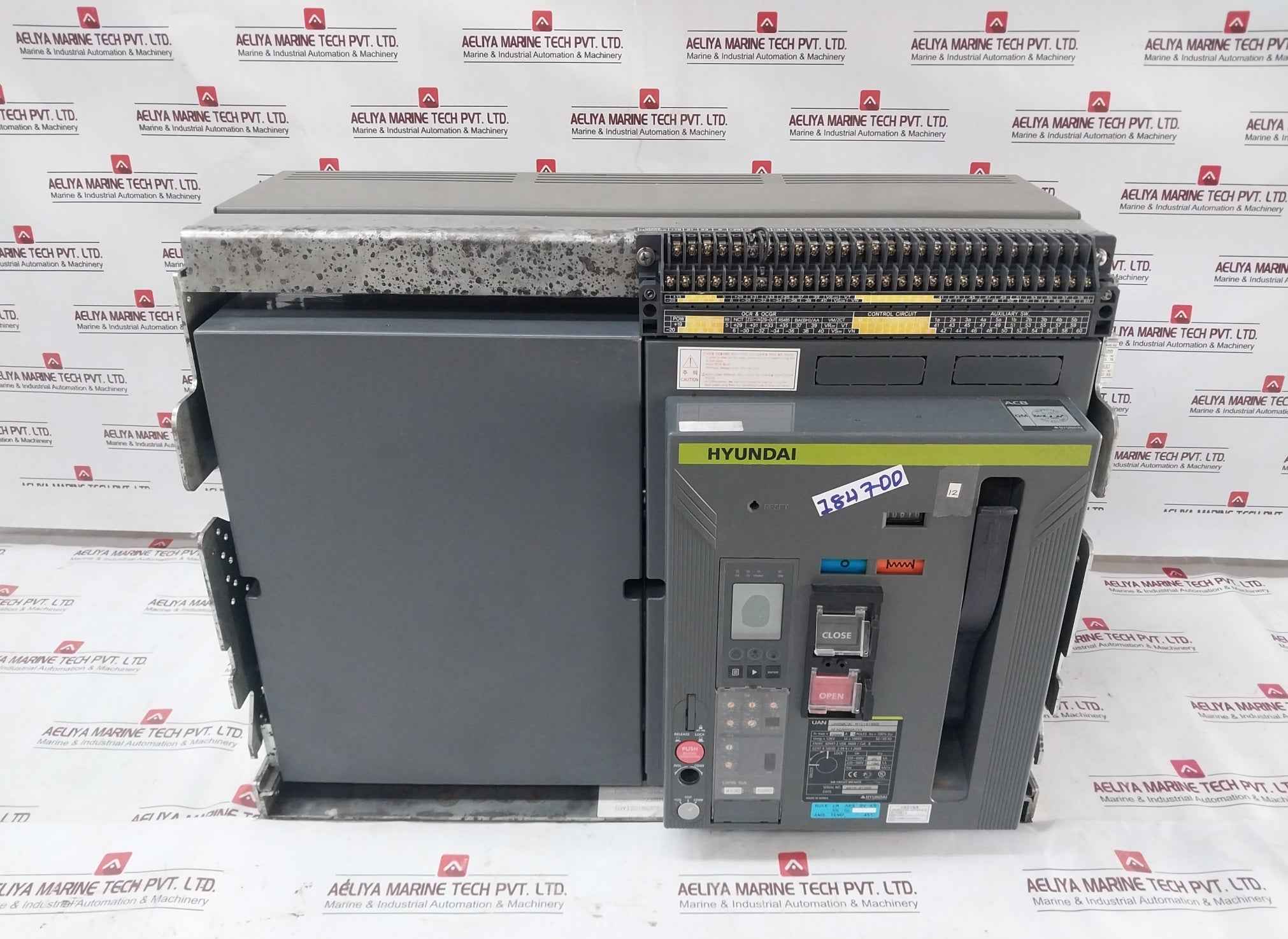 Hyundai Uan50C3C M1C1S168S Air Circuit Breaker 3-pole 50/60Hz 1000V 5000A