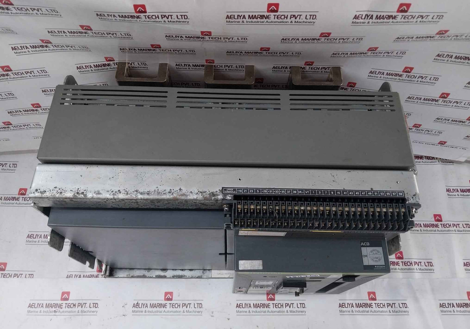 Hyundai Uan50C3C M1C1S168S Air Circuit Breaker 3-pole 50/60Hz 1000V 5000A