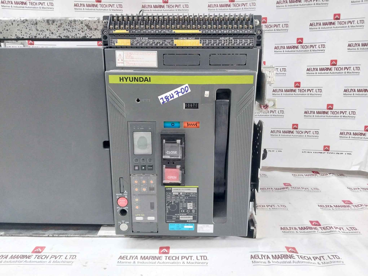 Hyundai Uan50C3C M1C1S168S Air Circuit Breaker 3-pole 50/60Hz 1000V 5000A