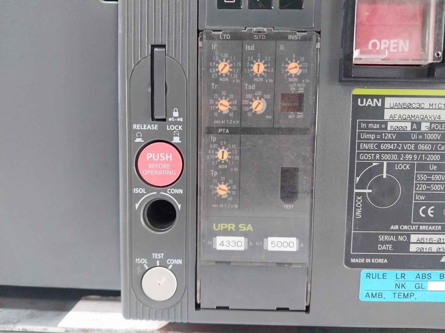 Hyundai Uan50C3C M1C1S168S Air Circuit Breaker 3-pole 50/60Hz 1000V 5000A