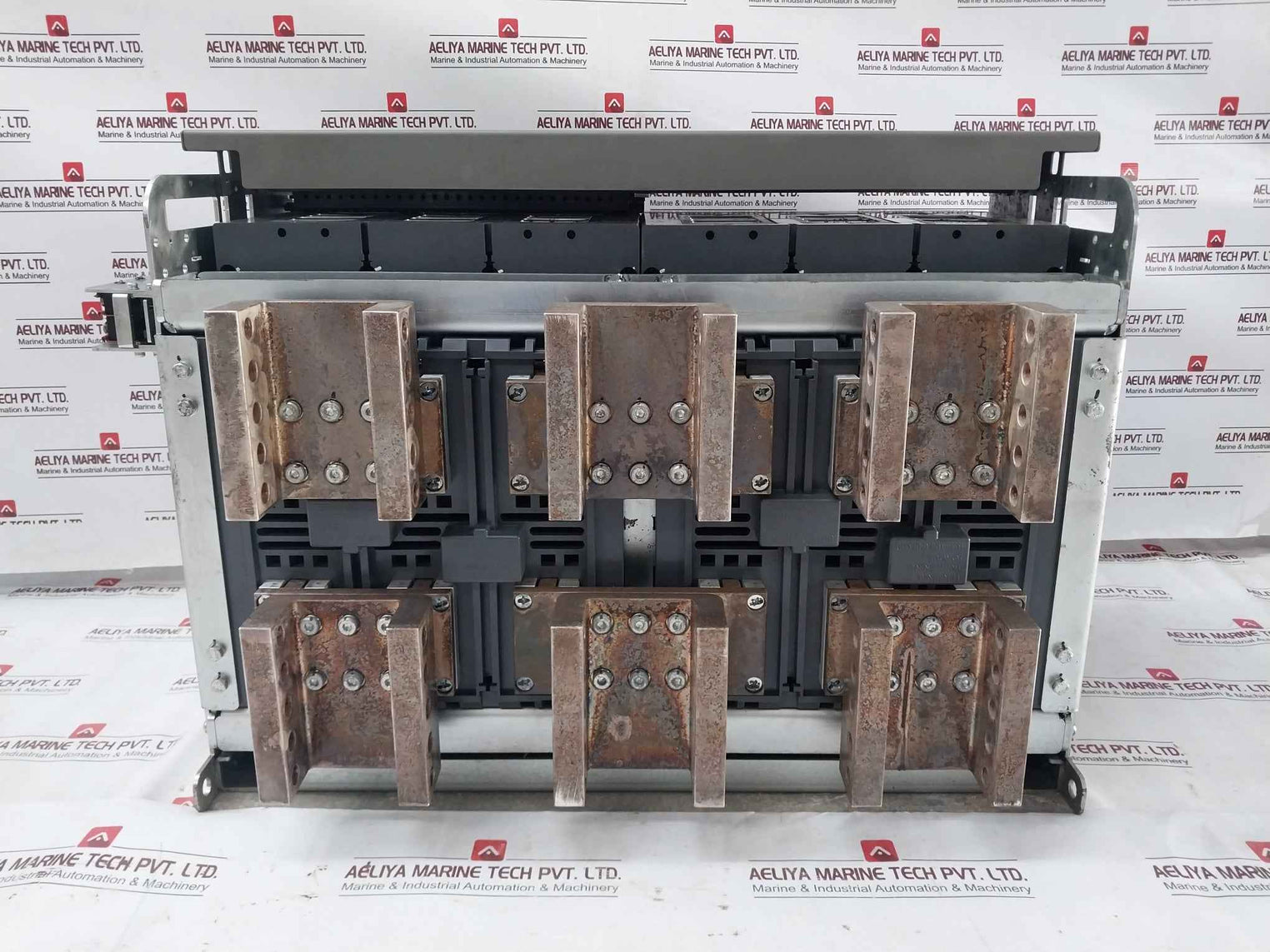 Hyundai Uan50C3C M1C1S168S Air Circuit Breaker 3-pole 50/60Hz 1000V 5000A