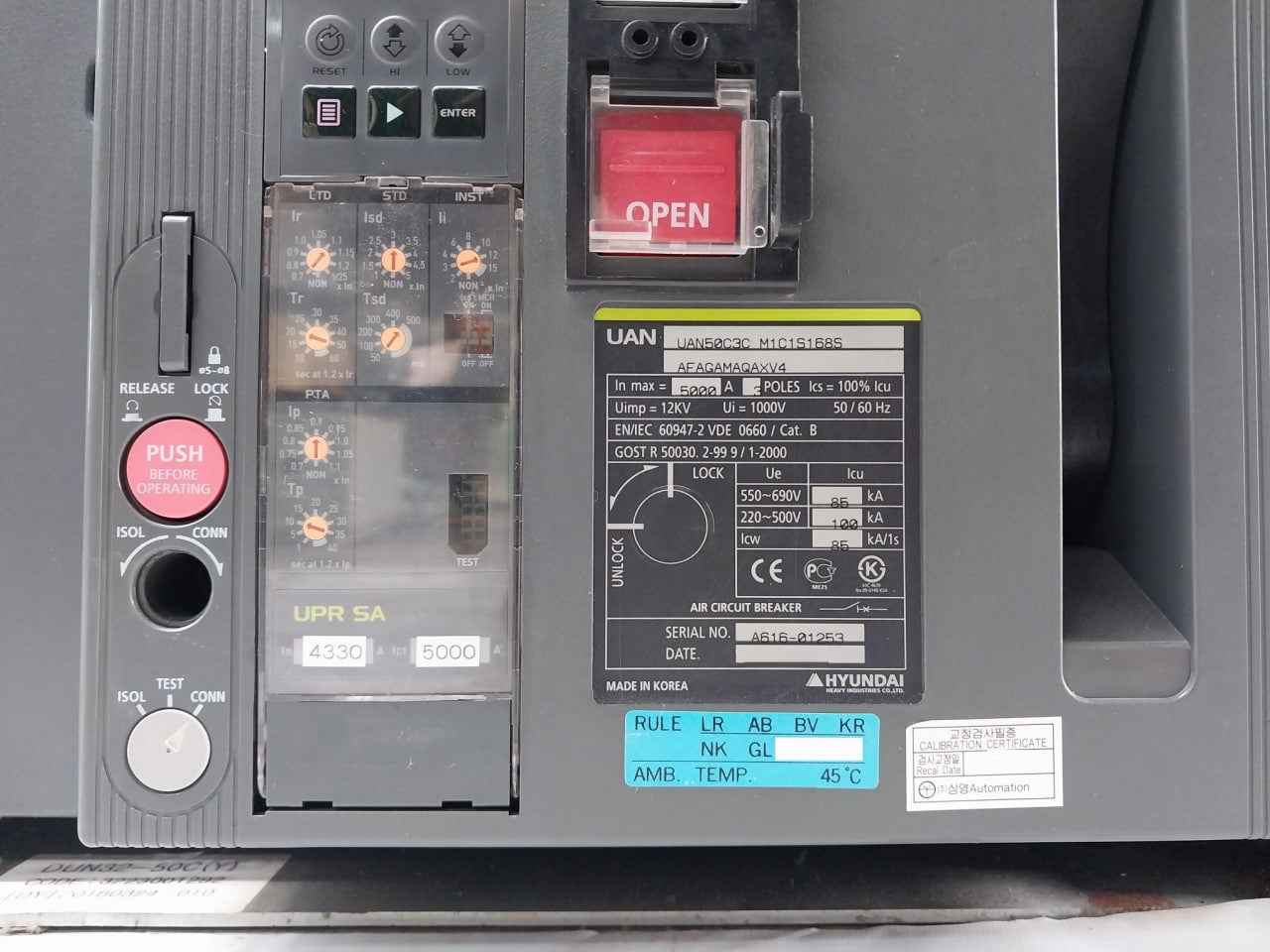 Hyundai Uan50C3C M1C1S168S Air Circuit Breaker 5000A 3-pole 1000V
