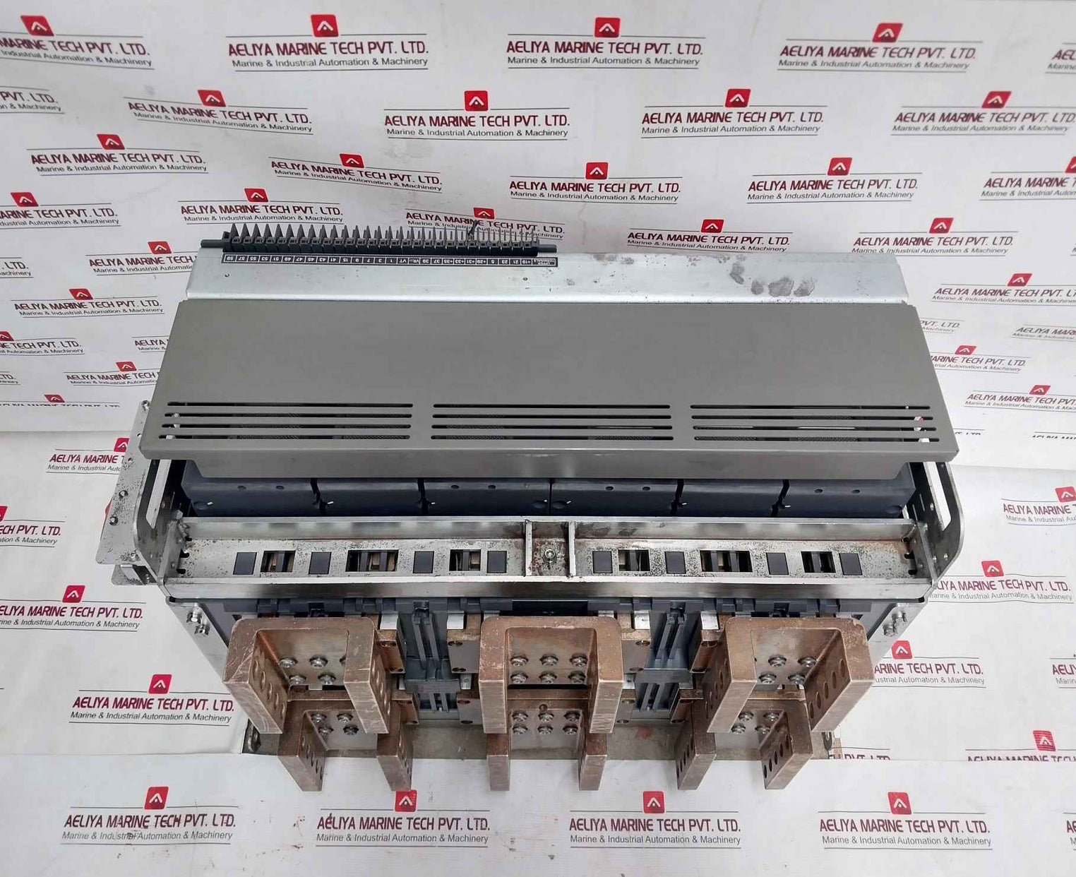 Hyundai Uan50C3C M1C1S168S Air Circuit Breaker 5000A 3-pole 1000V