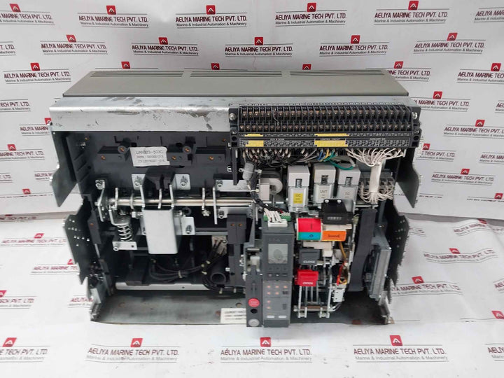 Hyundai Uan50C3C M1C1S168S Air Circuit Breaker 5000A 3-pole 1000V