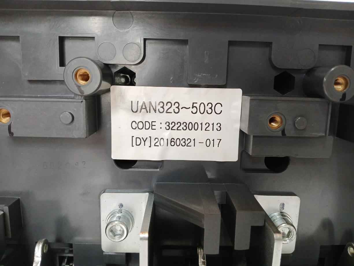 Hyundai Uan50C3C M1C1S168S Air Circuit Breaker Acb 3 Poles 1000V 50/60 Hz